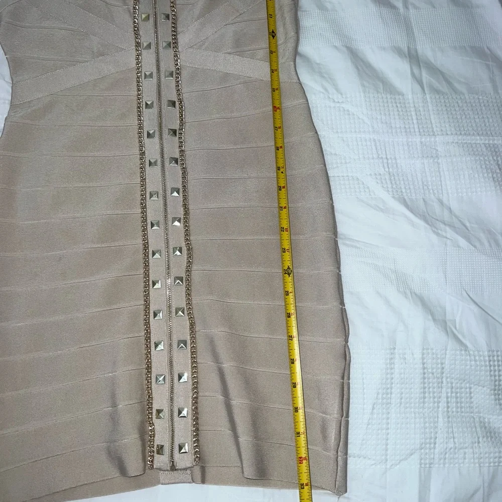 Bebe Women’s studded bandage bodycon dress tan front zipper cap sleeve - Picture 8 of 10